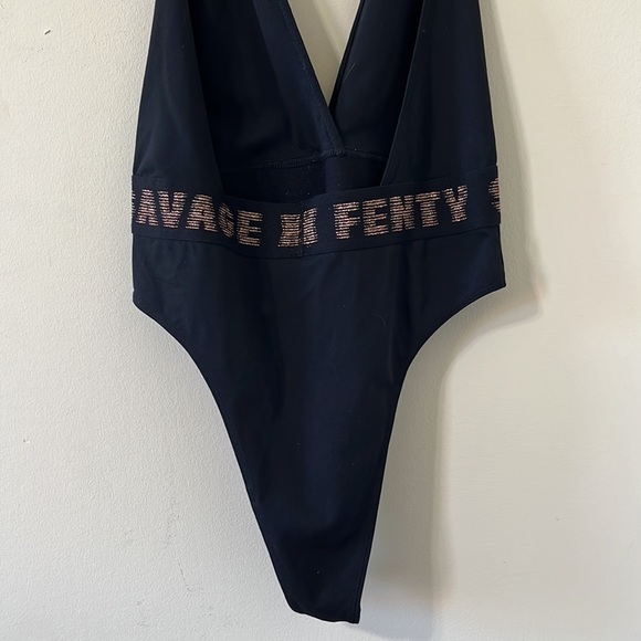 Savage X Fenty Rose Gold Logo Halter Plunge Bodysuit Black Caviar Size M - Picture 9 of 11